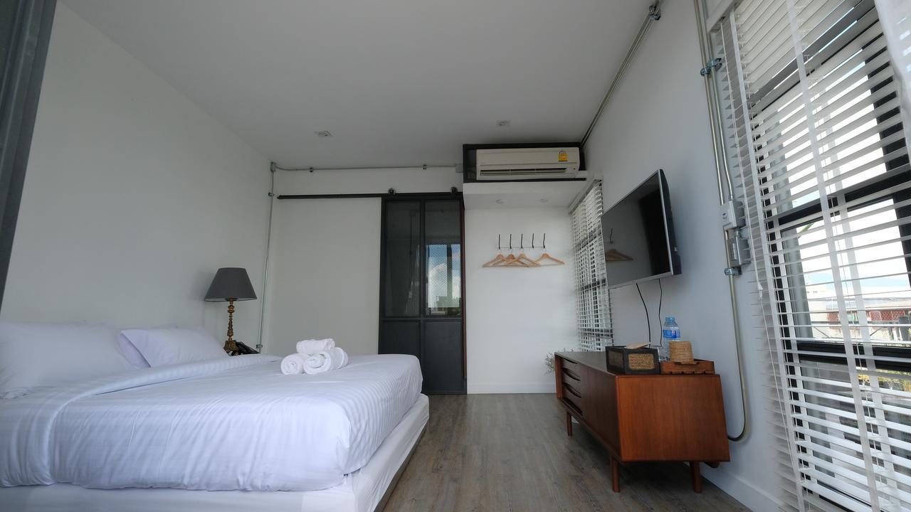 Iron32 Hotel Чиангмай Экстерьер фото